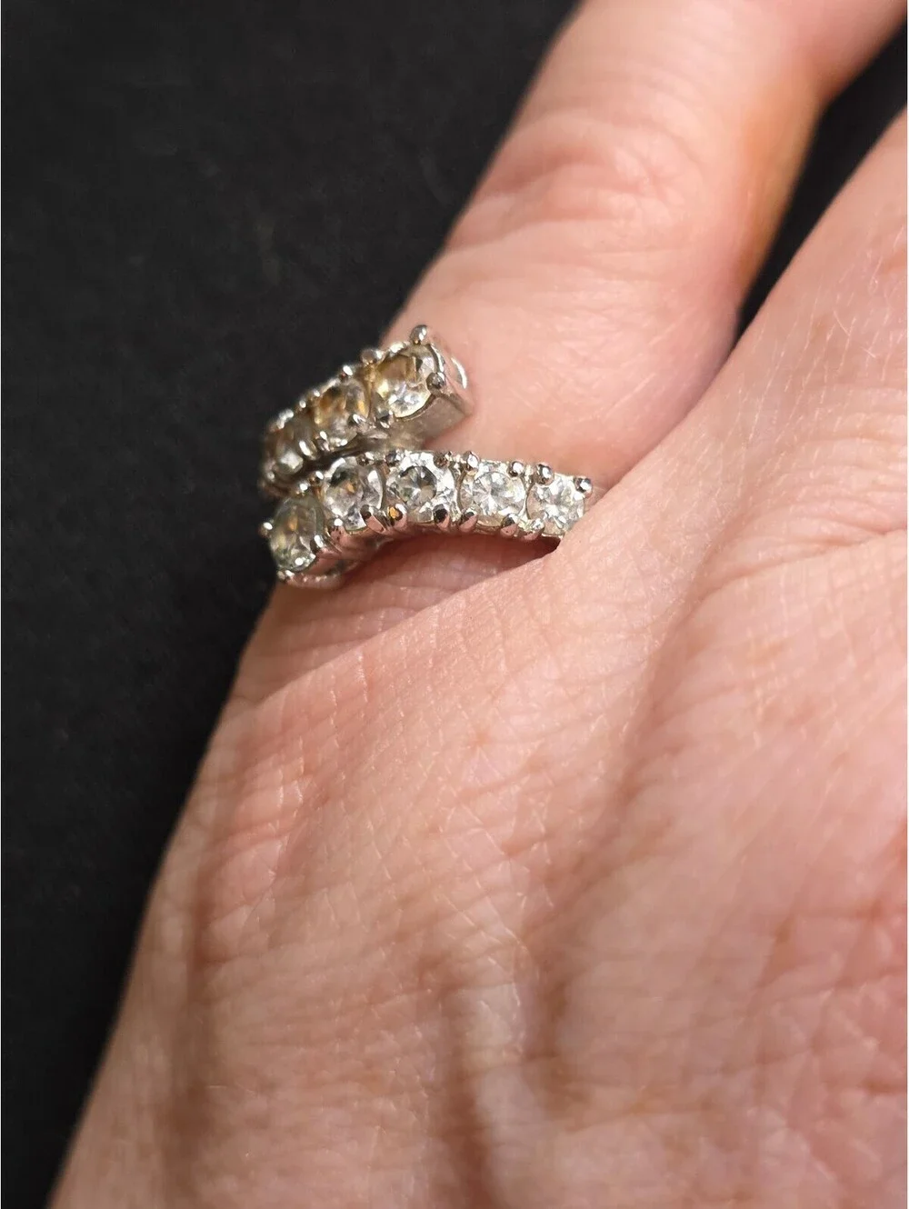 Vintage 1980's Silver Tone Bypass Ring with Clear Rhinestones Sz 6